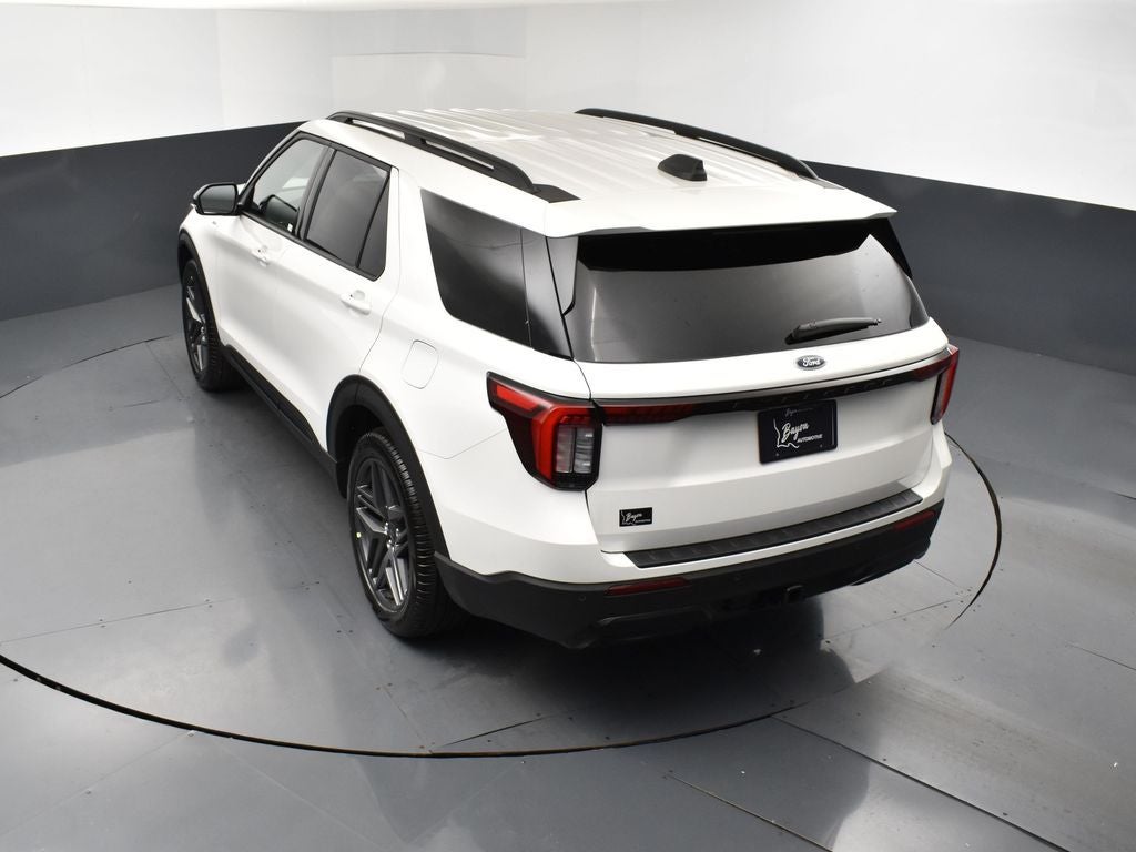 2026 Ford Explorer ST-Line 300A