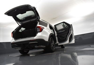 2026 Ford Explorer ST-Line 300A