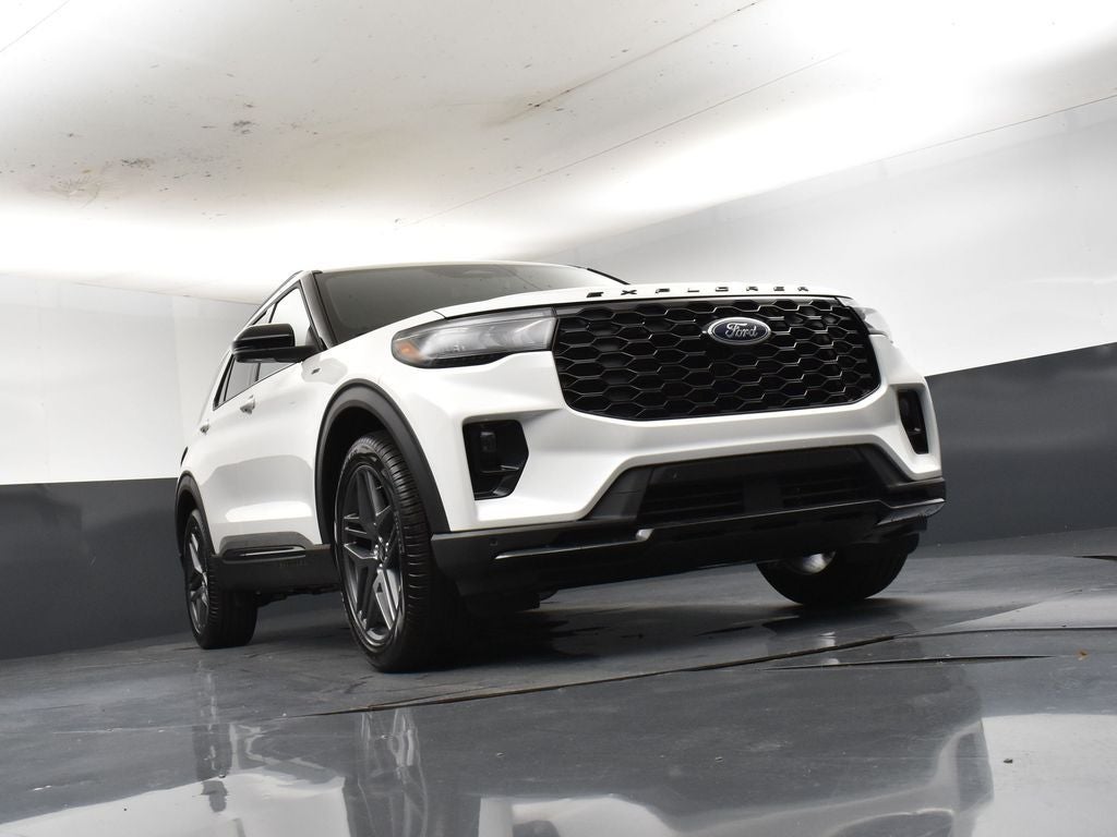 2026 Ford Explorer ST-Line 300A