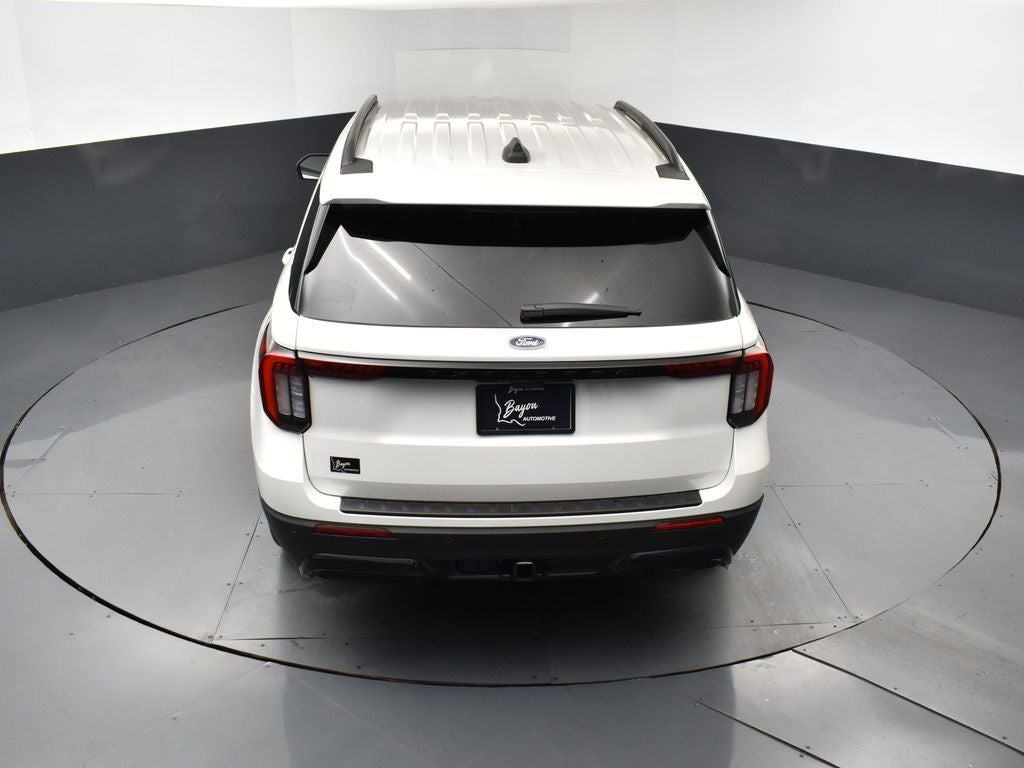 2026 Ford Explorer ST-Line 300A