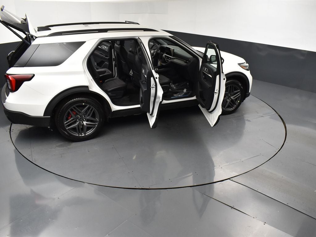 2026 Ford Explorer ST-Line 300A