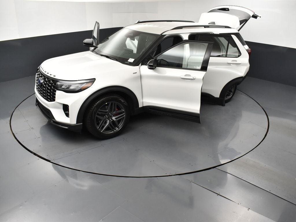 2026 Ford Explorer ST-Line 300A