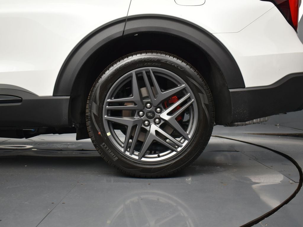 2026 Ford Explorer ST-Line 300A