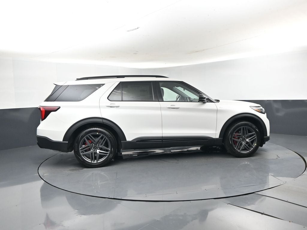 2026 Ford Explorer ST-Line 300A