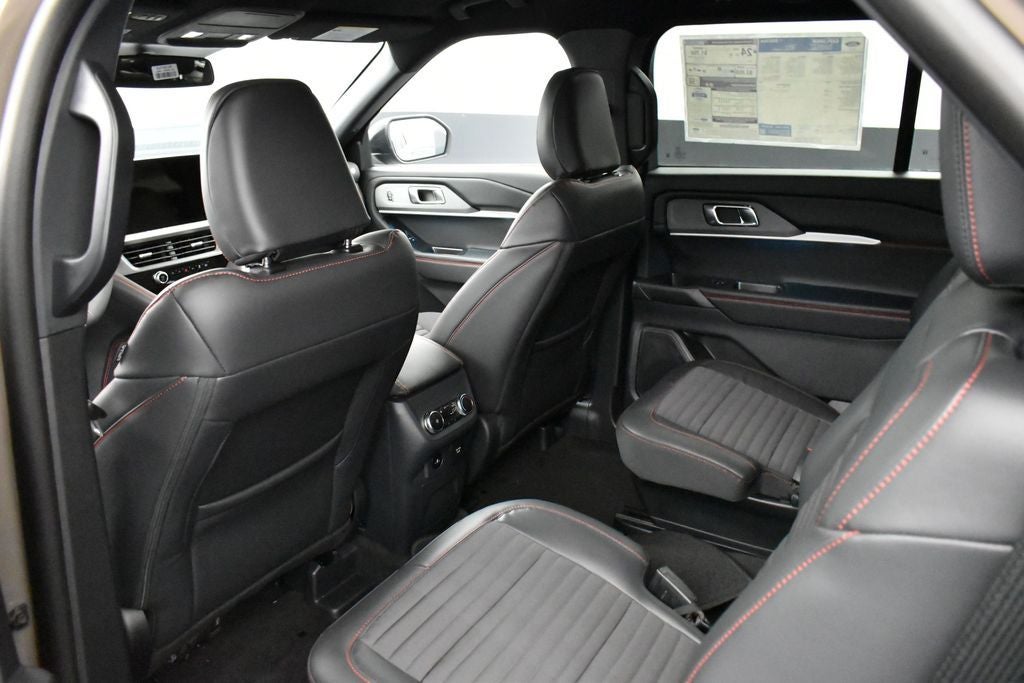 2026 Ford Explorer ST-Line 300A