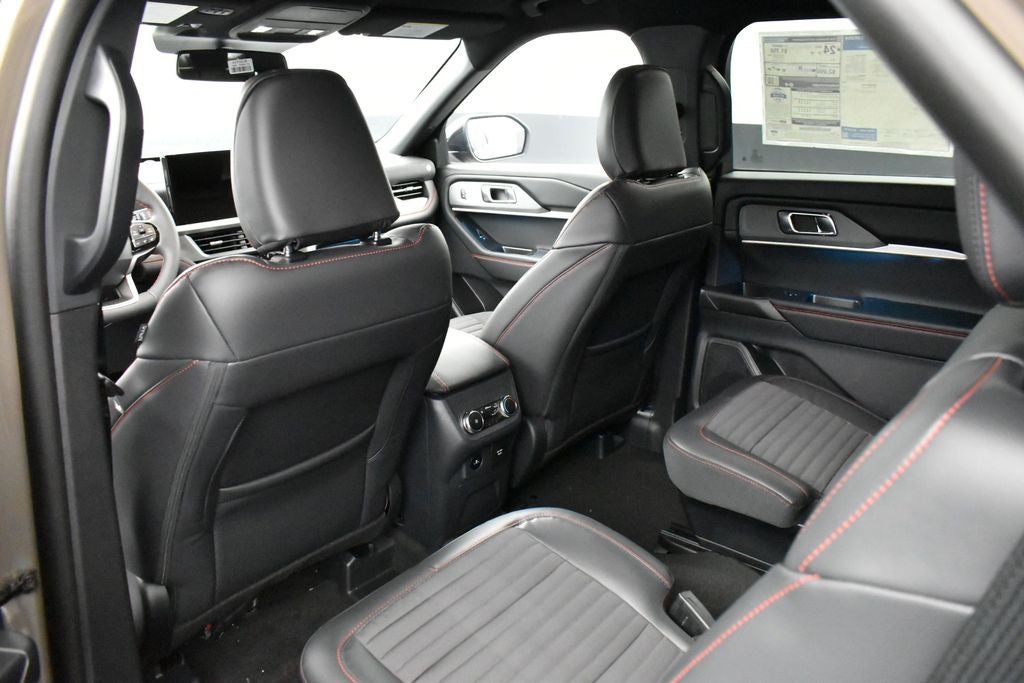 2026 Ford Explorer ST-Line 300A
