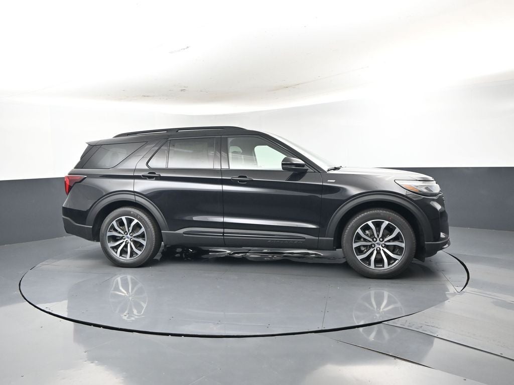 2026 Ford Explorer ST-Line 300A