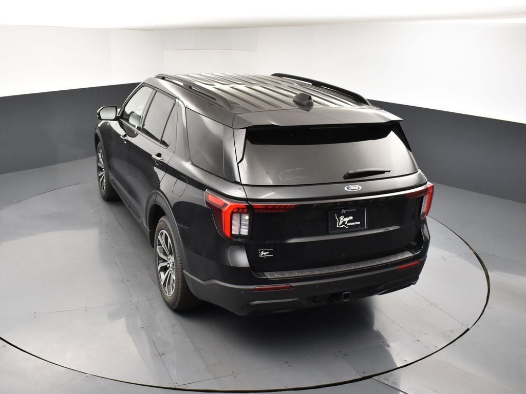2026 Ford Explorer ST-Line 300A