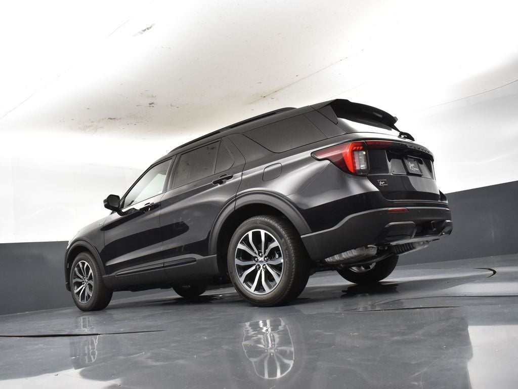 2026 Ford Explorer ST-Line 300A