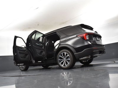 2026 Ford Explorer ST-Line 300A