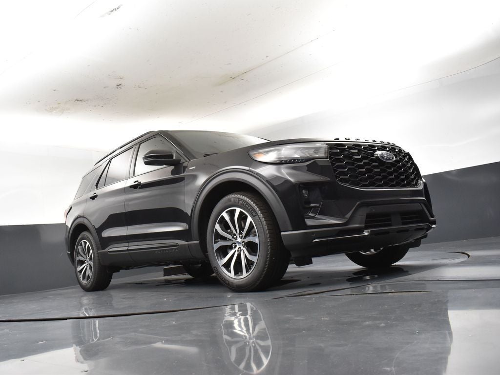 2026 Ford Explorer ST-Line 300A
