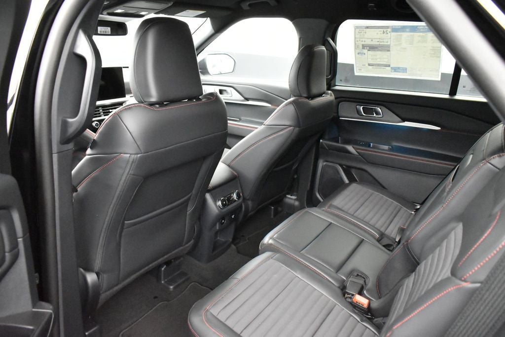 2026 Ford Explorer ST-Line 300A