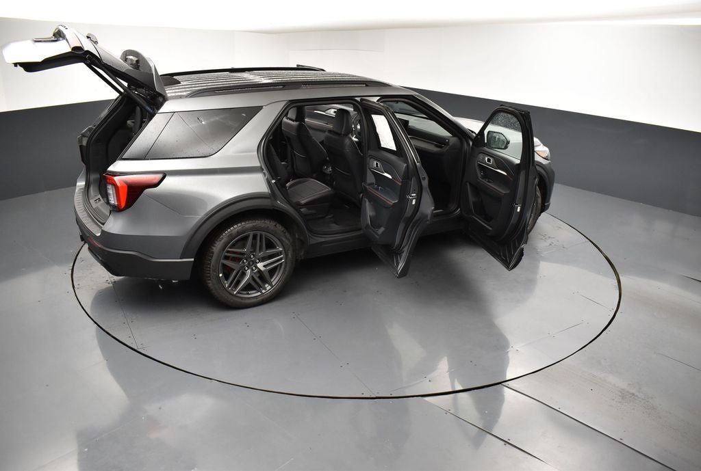 2026 Ford Explorer ST-Line 300A