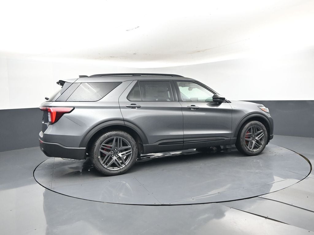 2026 Ford Explorer ST-Line 300A