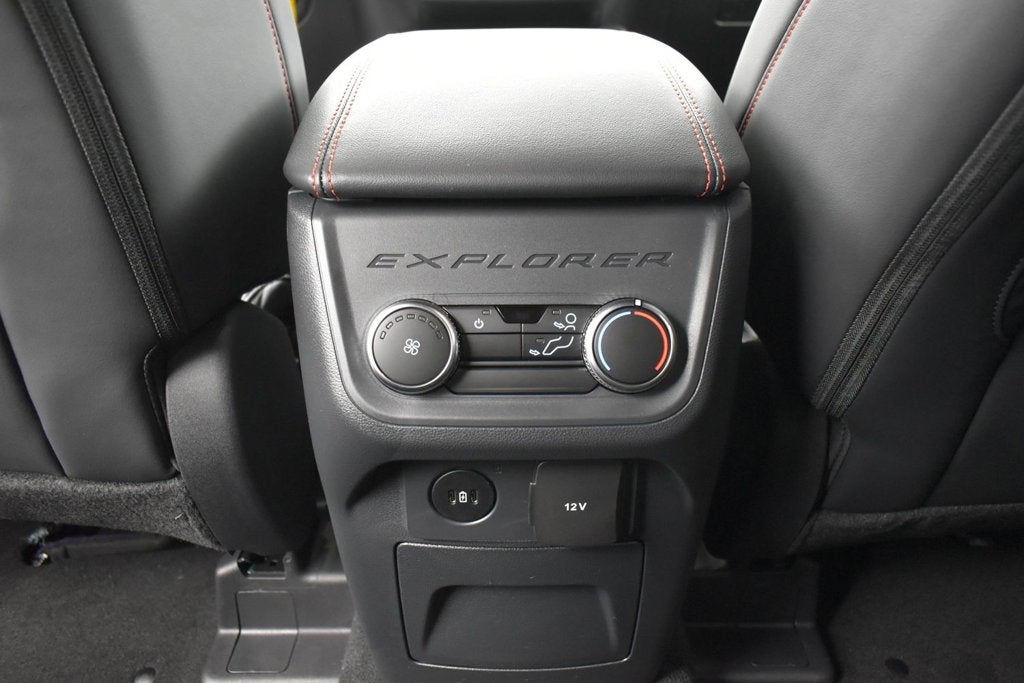 2027 Ford Explorer ST-Line 300A
