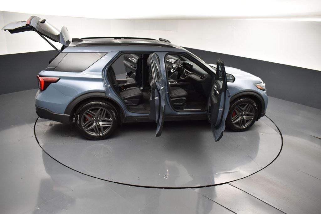 2026 Ford Explorer ST-Line 300A