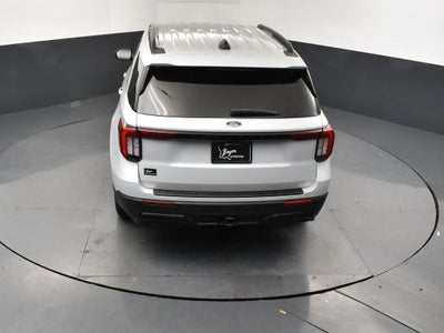 2026 Ford Explorer ST-Line 300A