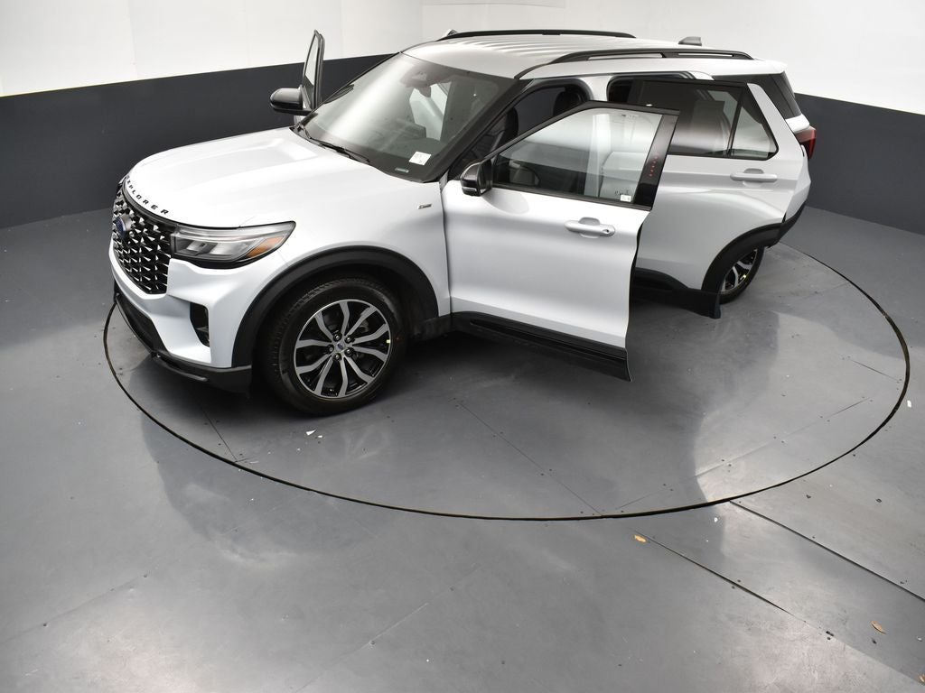 2026 Ford Explorer ST-Line 300A