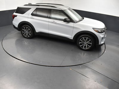 2026 Ford Explorer ST-Line 300A