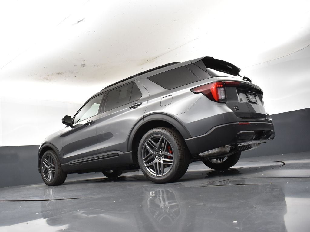 2026 Ford Explorer ST-Line 300A