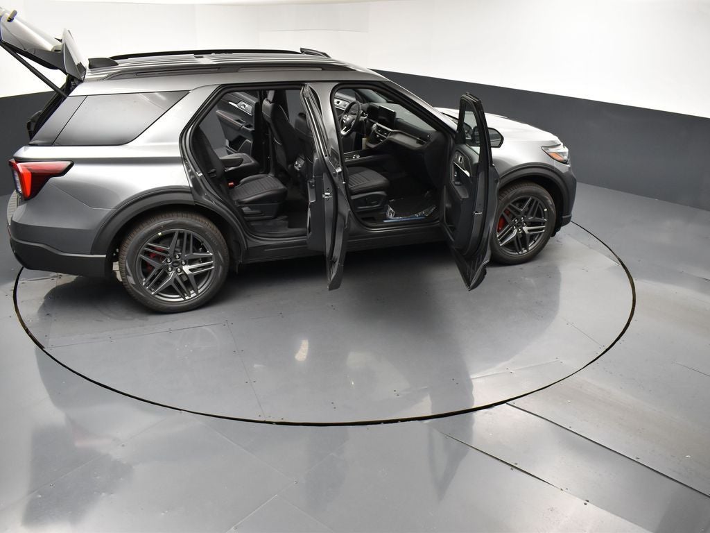 2026 Ford Explorer ST-Line 300A