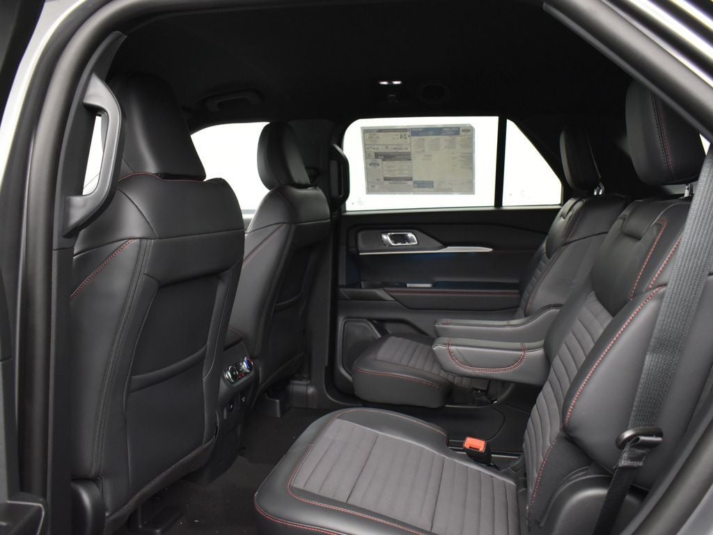 2026 Ford Explorer ST-Line 300A