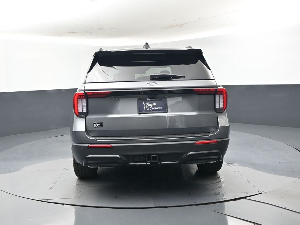 2026 Ford Explorer ST-Line 300A