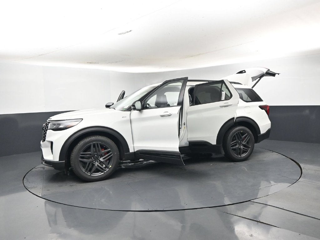 2027 Ford Explorer ST-Line 300A