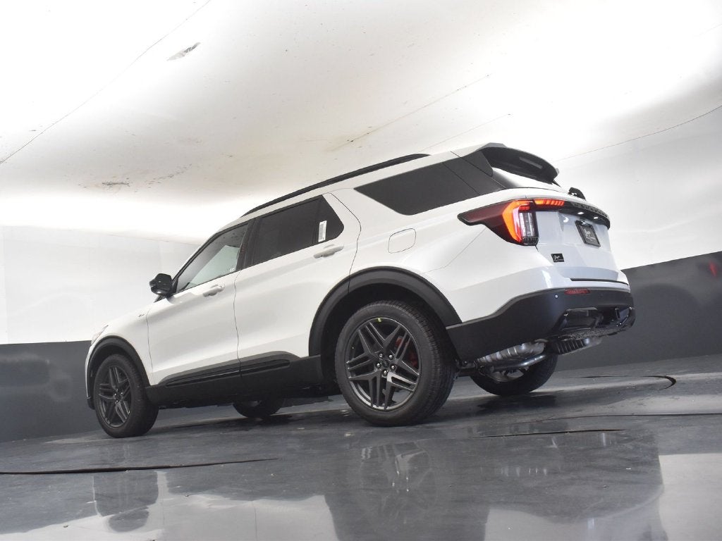 2027 Ford Explorer ST-Line 300A