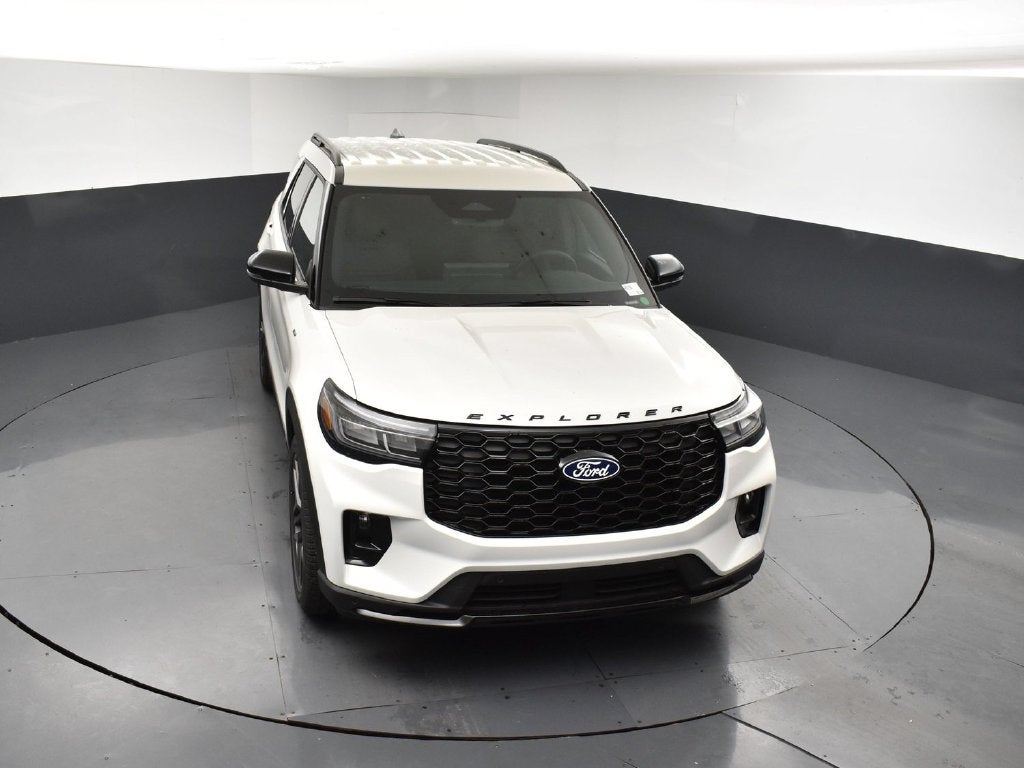 2027 Ford Explorer ST-Line 300A