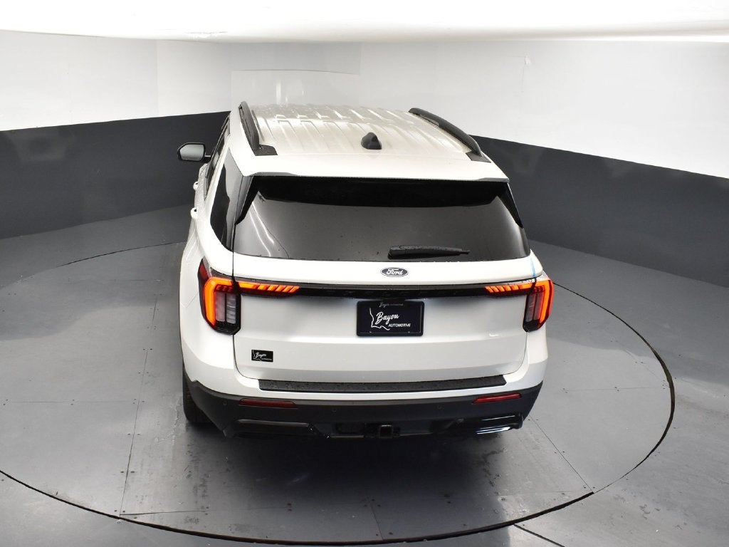 2027 Ford Explorer ST-Line 300A