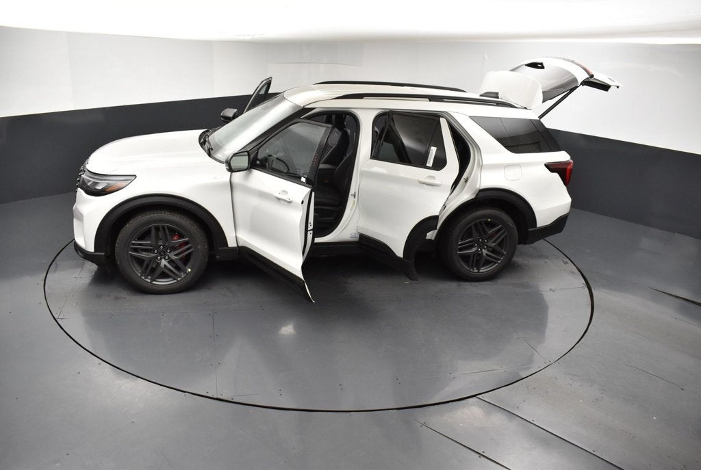 2027 Ford Explorer ST-Line 300A