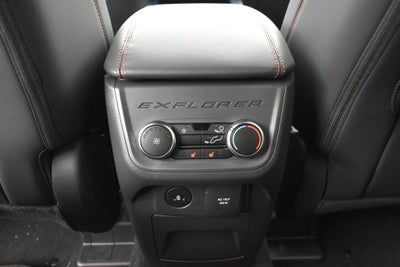 2027 Ford Explorer ST-Line 300A