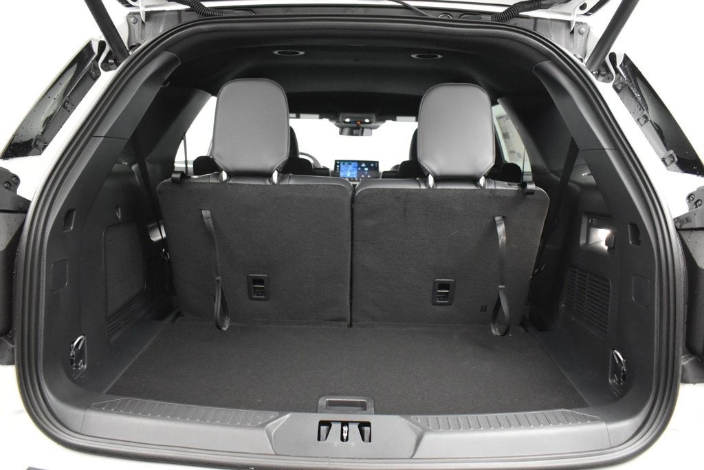 2027 Ford Explorer ST-Line 300A