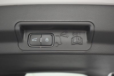 2027 Ford Explorer ST-Line 300A
