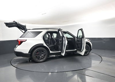2027 Ford Explorer ST-Line 300A