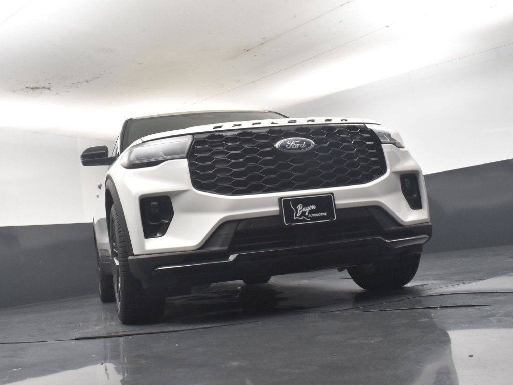 2026 Ford Explorer ST-Line 300A