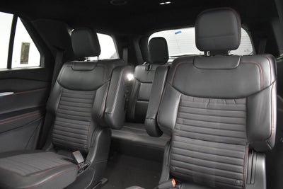 2026 Ford Explorer ST-Line 300A