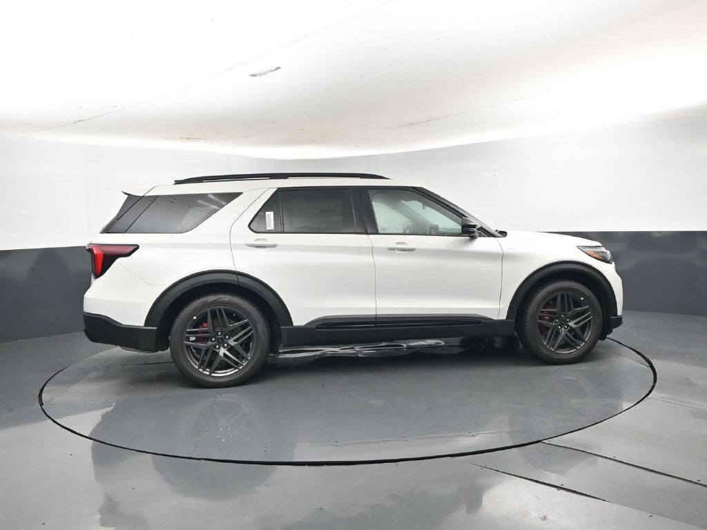 2026 Ford Explorer ST-Line 300A