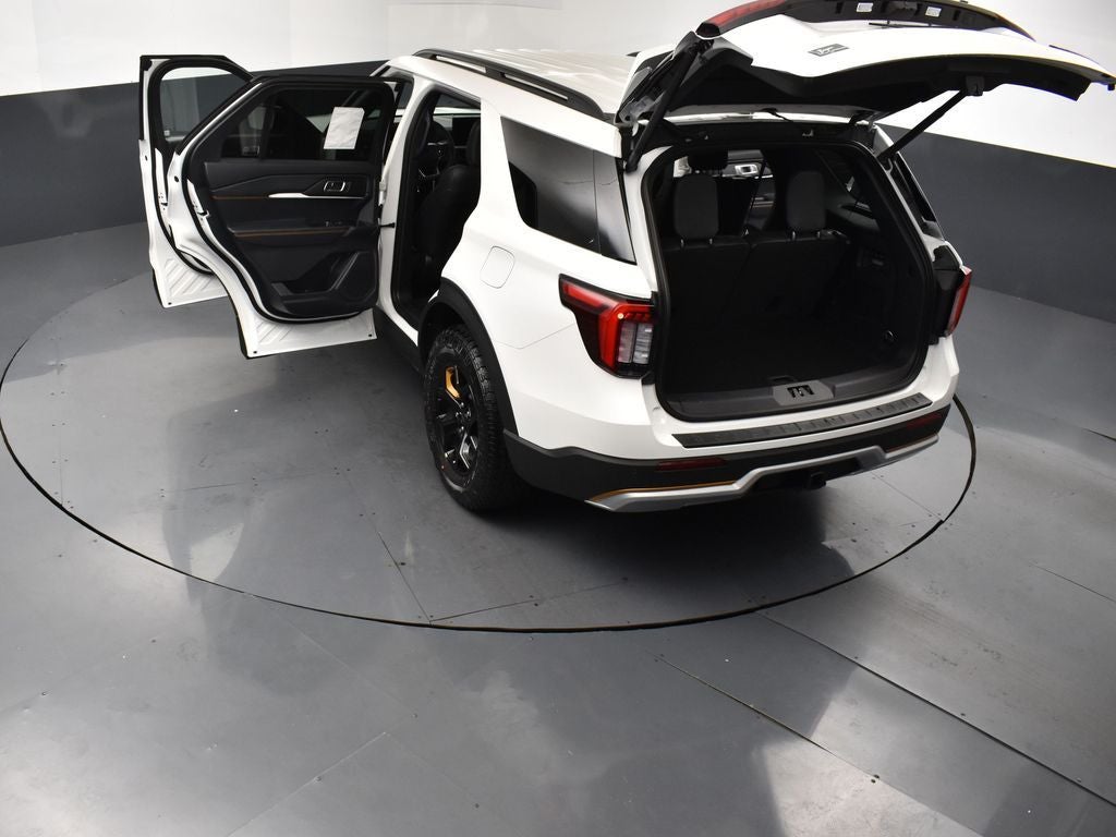 2026 Ford Explorer Tremor 800A