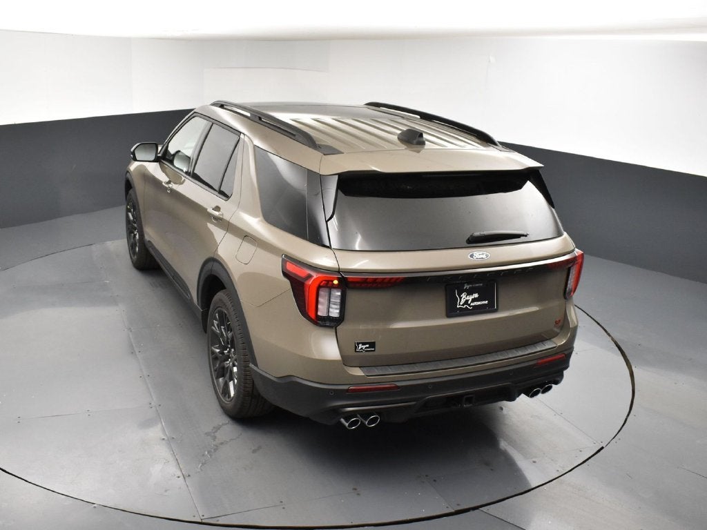 2027 Ford Explorer ST 400A