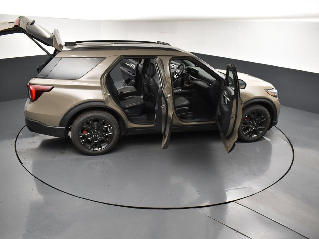 2027 Ford Explorer ST 400A