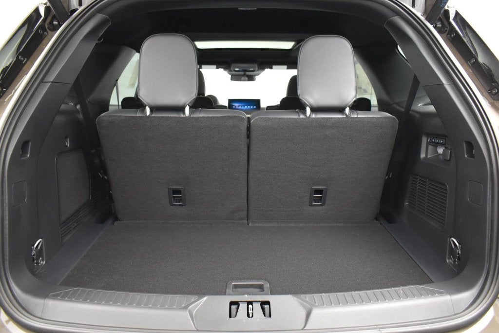 2027 Ford Explorer ST 400A