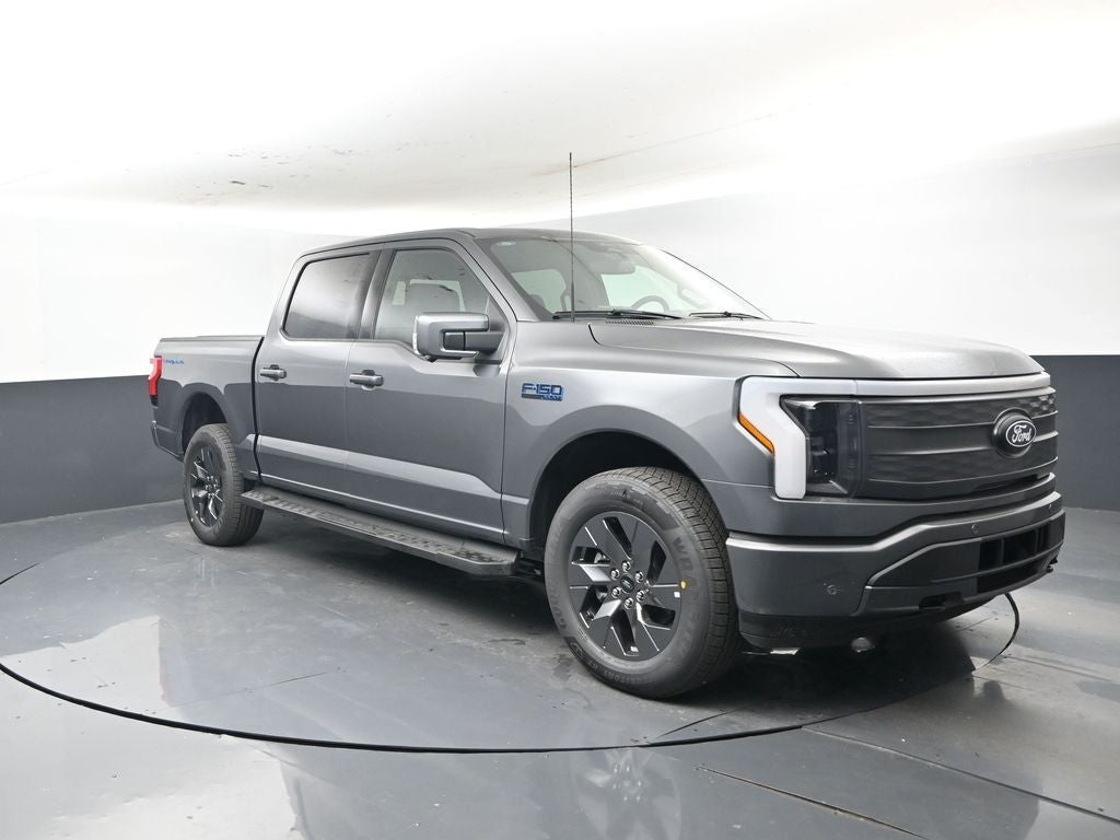 2025 Ford F-150 Lightning Lariat 511A