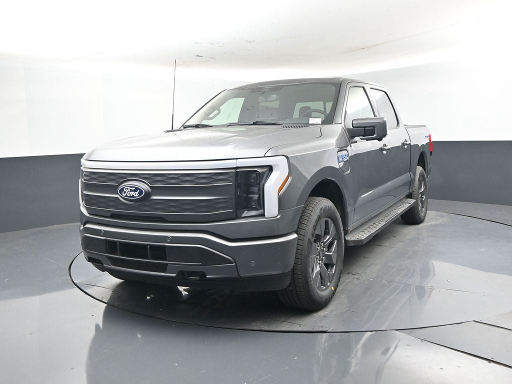 2025 Ford F-150 Lightning Lariat 511A
