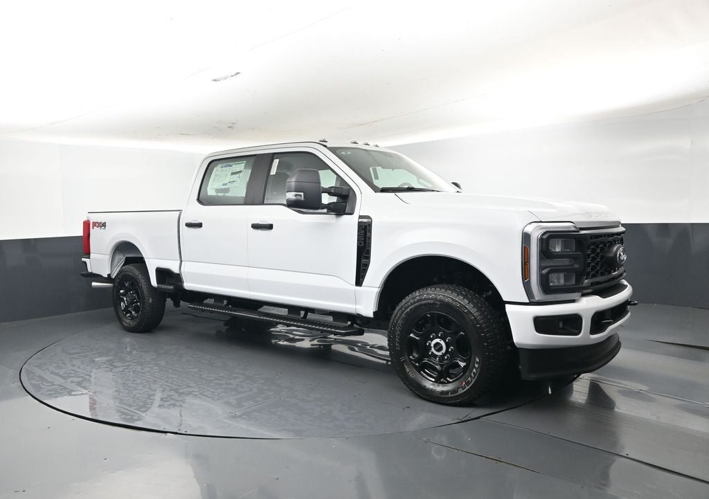2026 Ford F-250 XL 4x4 Crew Cab 6-3/4' Box's photo