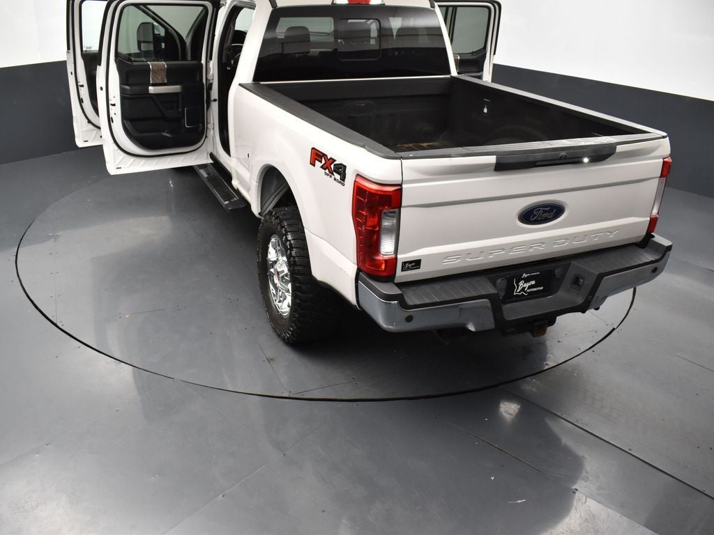 2017 Ford F-250SD Lariat 608A