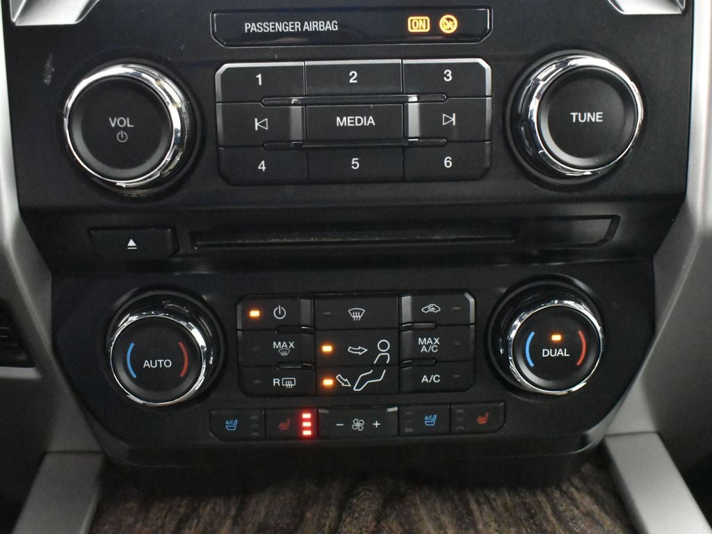 2017 Ford F-250SD Lariat 608A