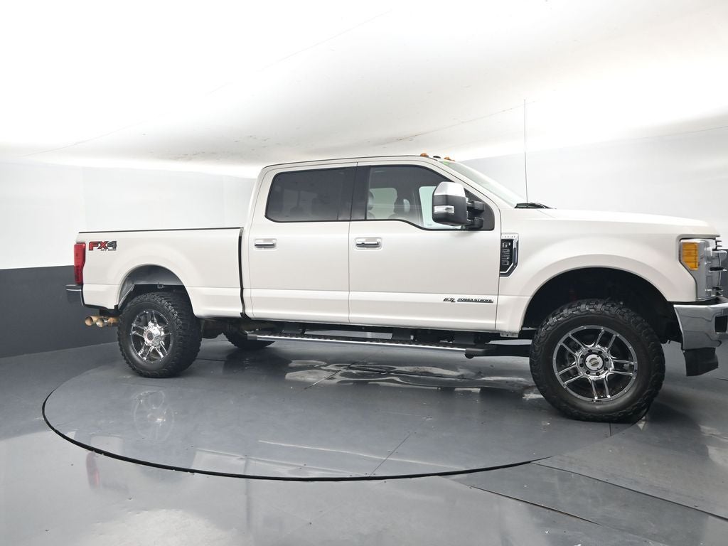 2017 Ford F-250SD Lariat 608A