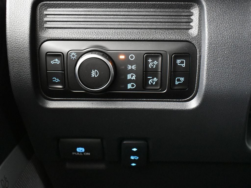 2025 Ford F-250SD Platinum 703A